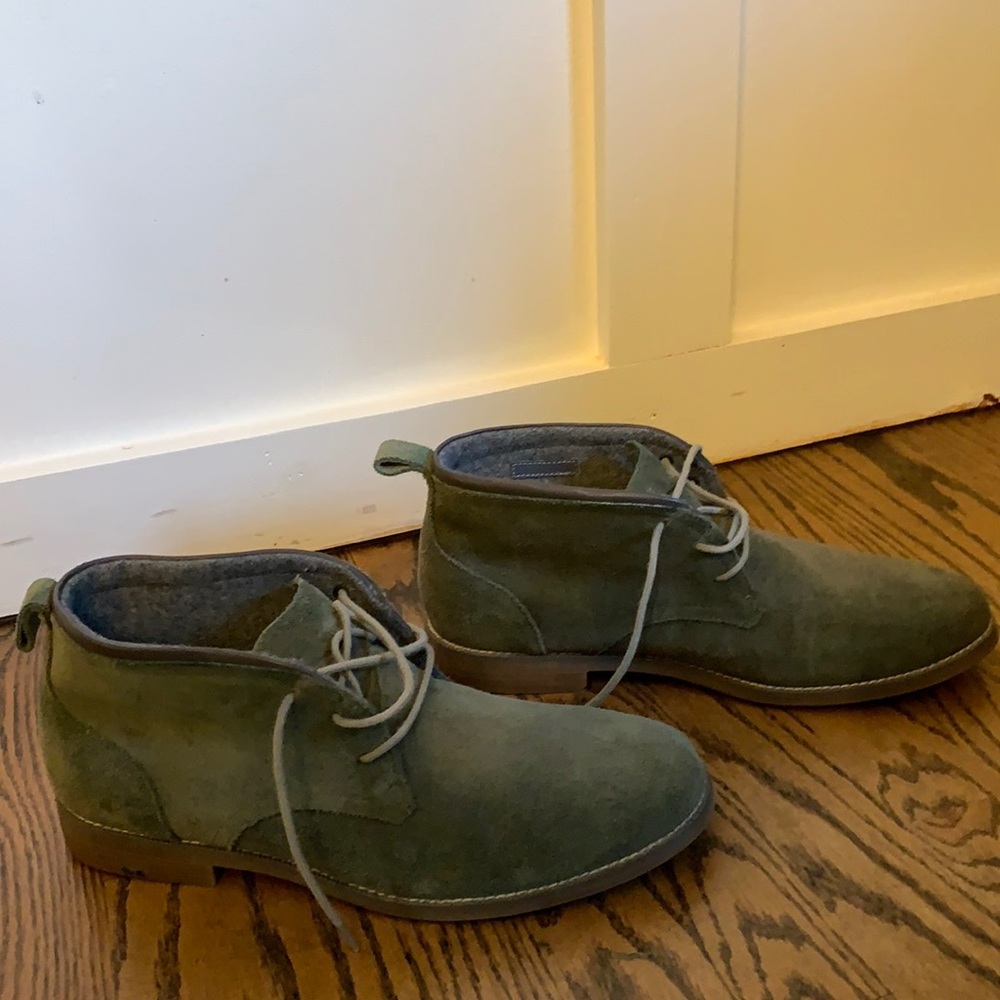 Cole Haan Olive Suede Waterproof Chukkas 10.5